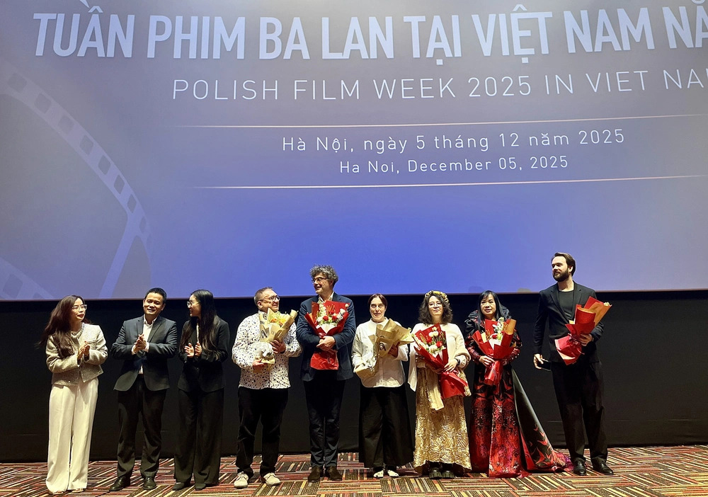 Tối 5-12, lễ khai mạc Tuần phim Ba Lan tại Việt Nam năm 2025 đã diễn ra ở Trung tâm Chiếu phim Quốc gia, Hà Nội. Tuần phim được tổ chức tại hai thành phố lớn là Hà Nội và TP.HCM, kéo dài đến ngày 14-12-2025.