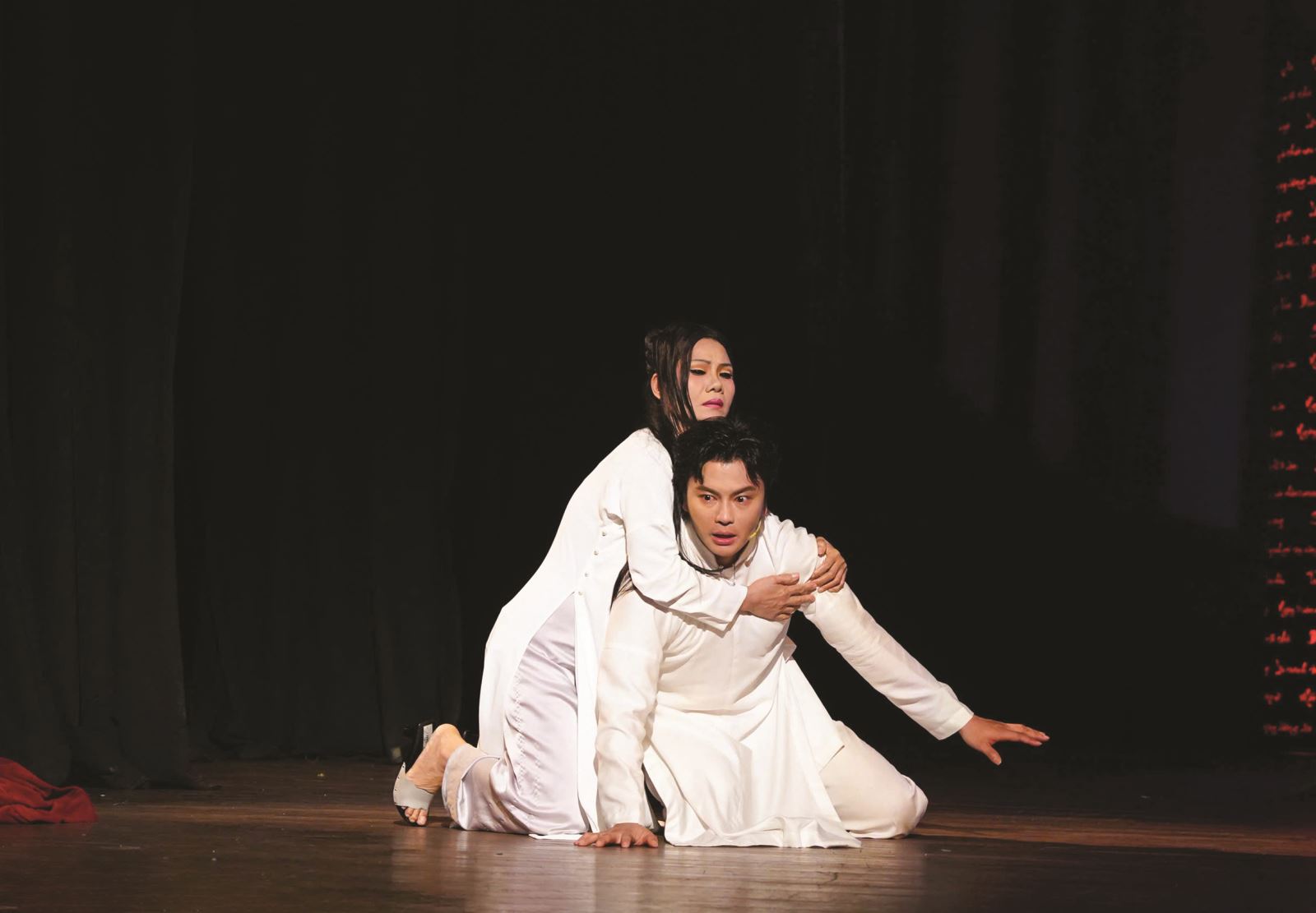 Nghệ sĩ Ưu tú Võ Minh Lâm: Giữ hồn truyền thống, làm mới nghệ thuật